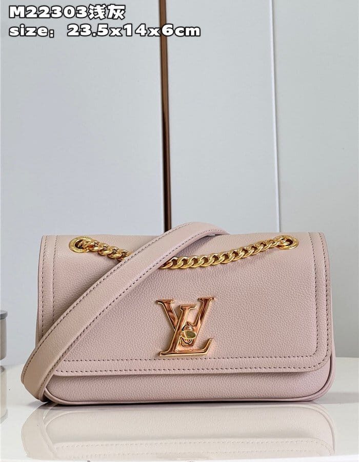 LOUIS VUITTON 루이비통 락미 체인백 이스트 웨스트 M22303