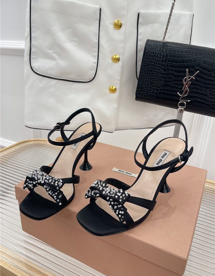 MIUMIU 미우미우 여성용 샌들 (힐높이5CM) M00800