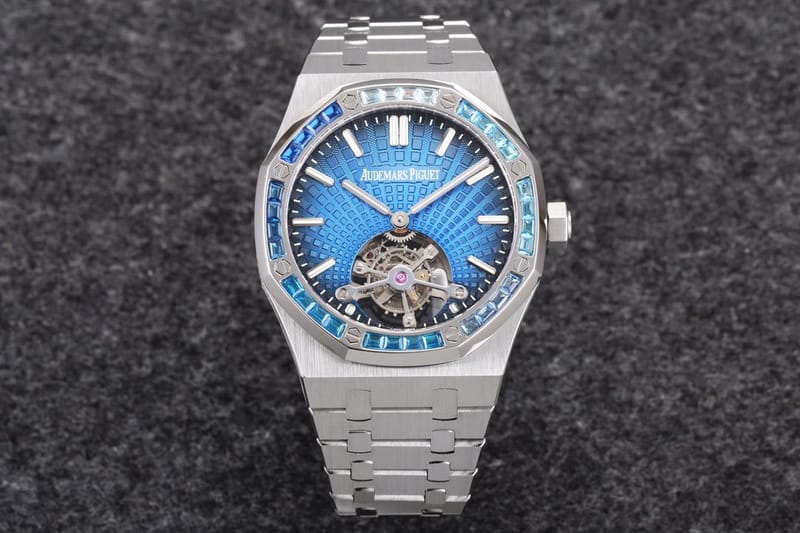 AUDEMARS PIGUET 오데마피게 로얄오크 뚜르비옹 스틸 엑스트라씬 블루다이얼