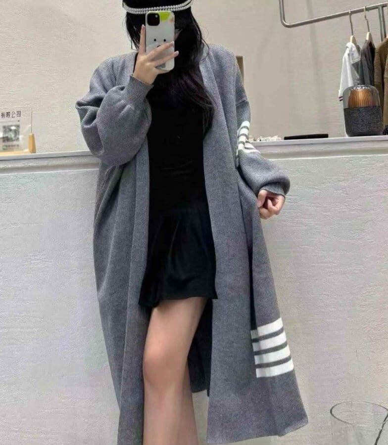 THOM BROWNE 톰브라운 톰 빅 롱롱 니트 가디건 2COLOR