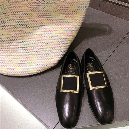 ROGER VIVIER 로저비비에 남여공용 로퍼 108521-1 신상