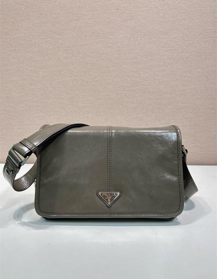PRADA 프라다 레더 크로스백 2VD073