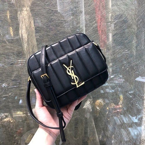 SAINT LAURENT 생로랑 카메라백 Y610020