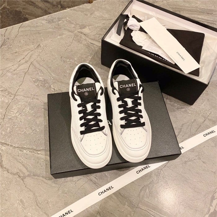 CHANEL 샤넬 여성용 스니커즈 C10205-2 2COLOR