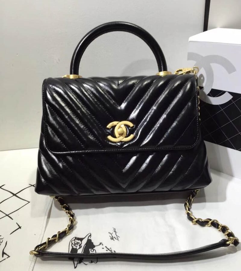 CHANEL 샤넬 쉐브론 숄더백