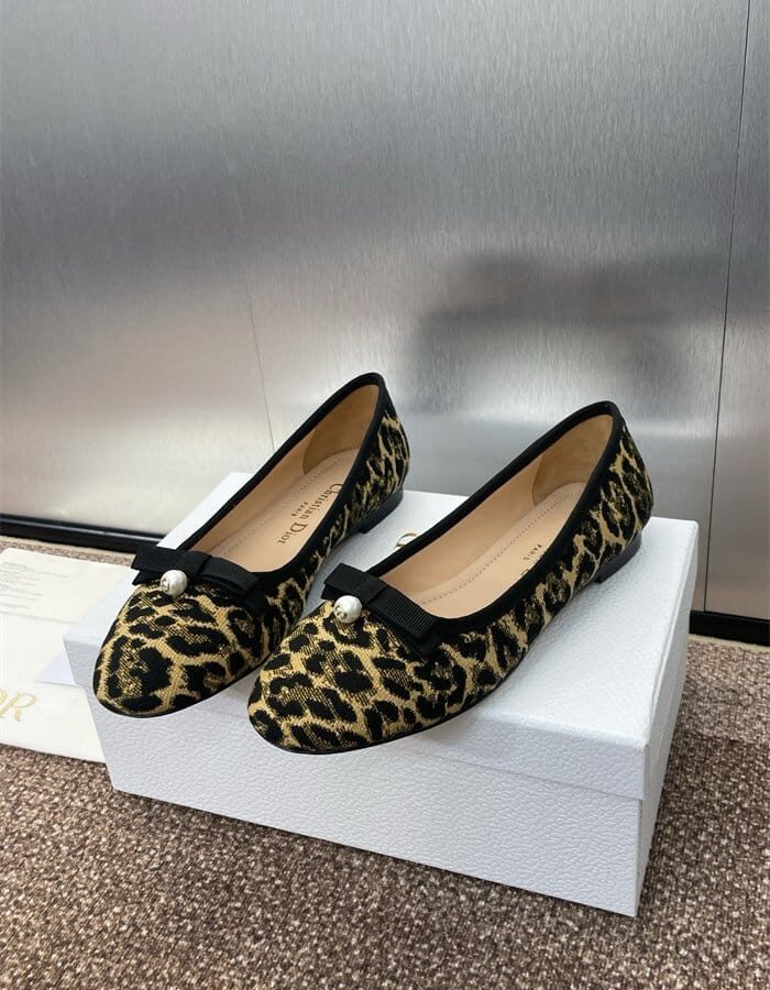 DIOR 디올 여성용 단화 D87536 2024/신상