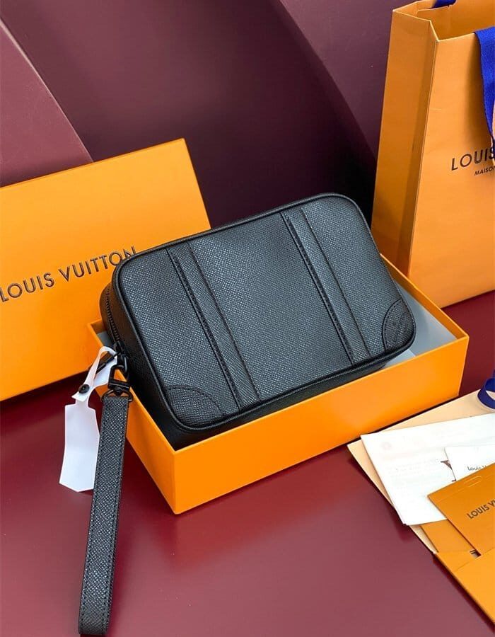LOUIS VUITTON 루이비통 피엘부티크 포쉐트 카사이 클러치백 M82076