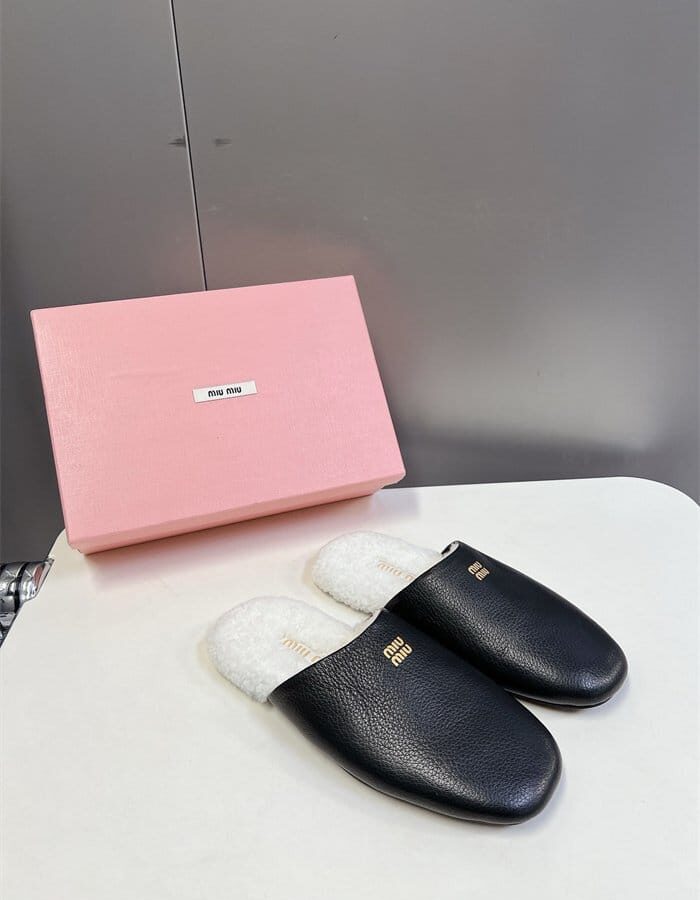 MIUMIU 미우미우 여성용 슬리퍼 M98572-2 2024/신상