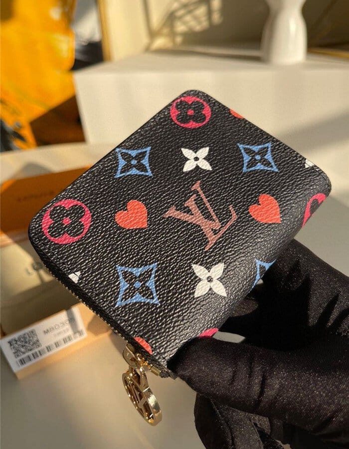 LOUIS VUITTON 루이비통 게임온 지피코인 퍼스 M80305