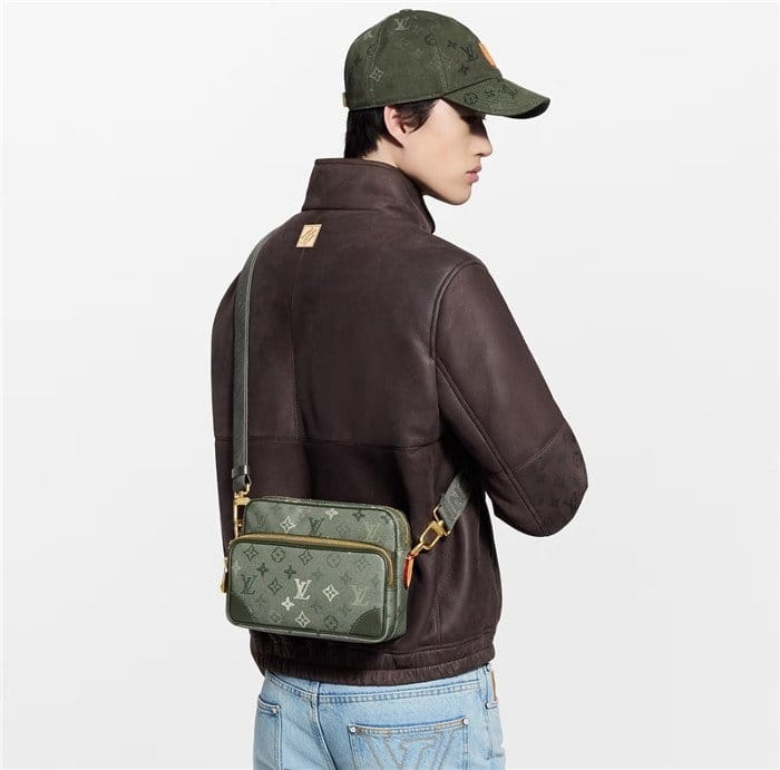 LOUIS VUITTON 루이비통 삭 닐 크로스백 M27095