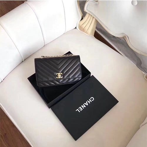 CHANEL 샤넬 쉐브론 트렌디 WOC026