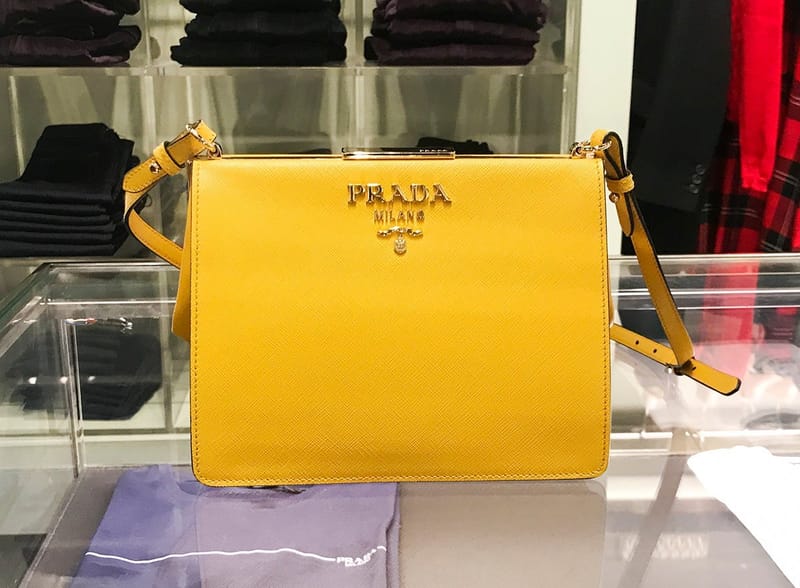 PRADA 프라다 사피아노 라이트 프레임 숄더백