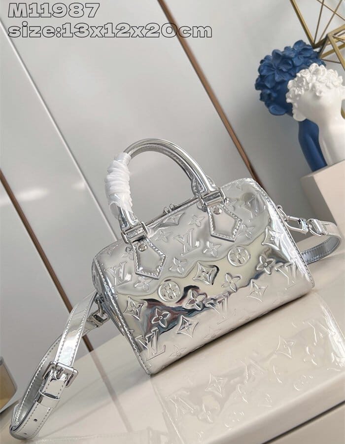 LOUIS VUITTON 루이비통 스피디 반둘리에 20 M11987 2024/신상