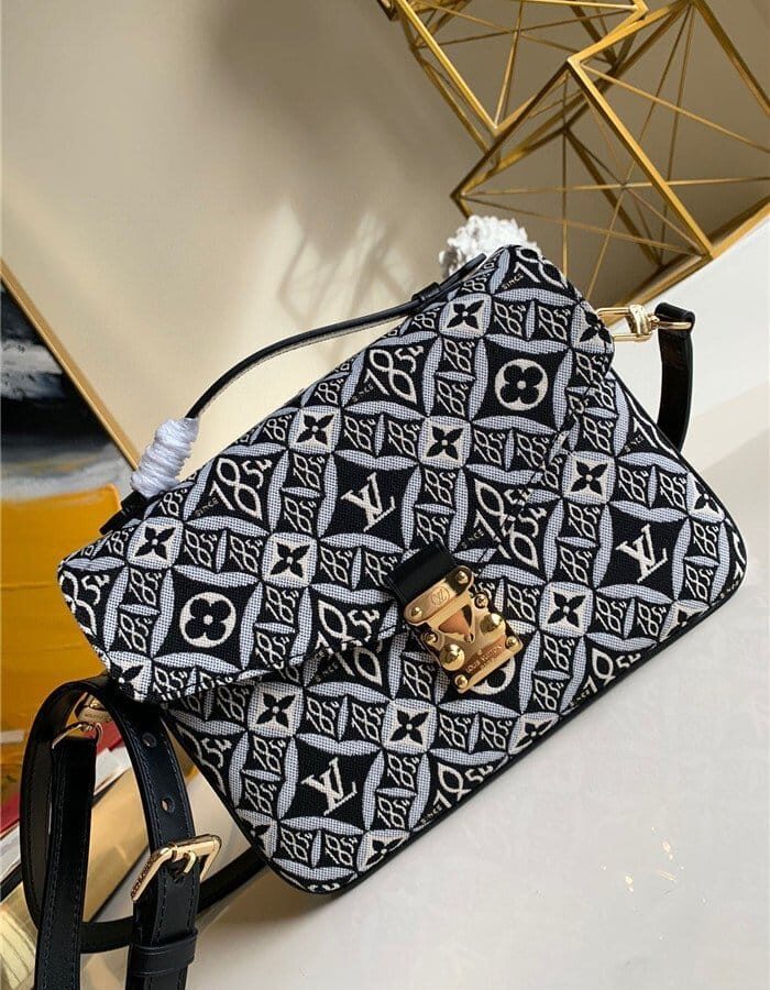 LOUIS VUITTON 루이비통 포쉐트 메티스