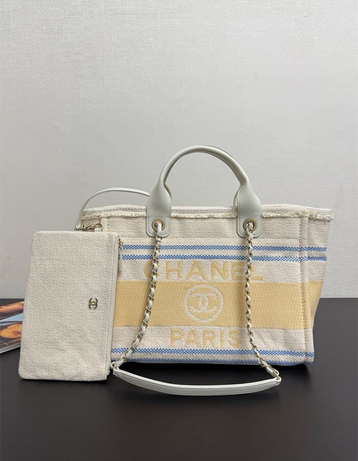 CHANEL 샤넬 도빌 백 AS3518