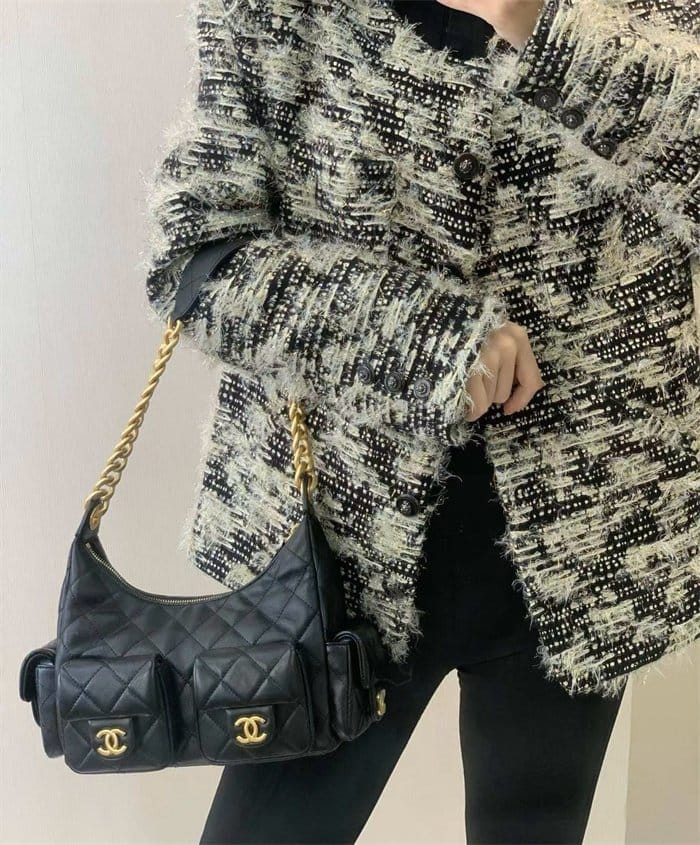 CHANEL 샤넬 호보백 스몰 AS7044