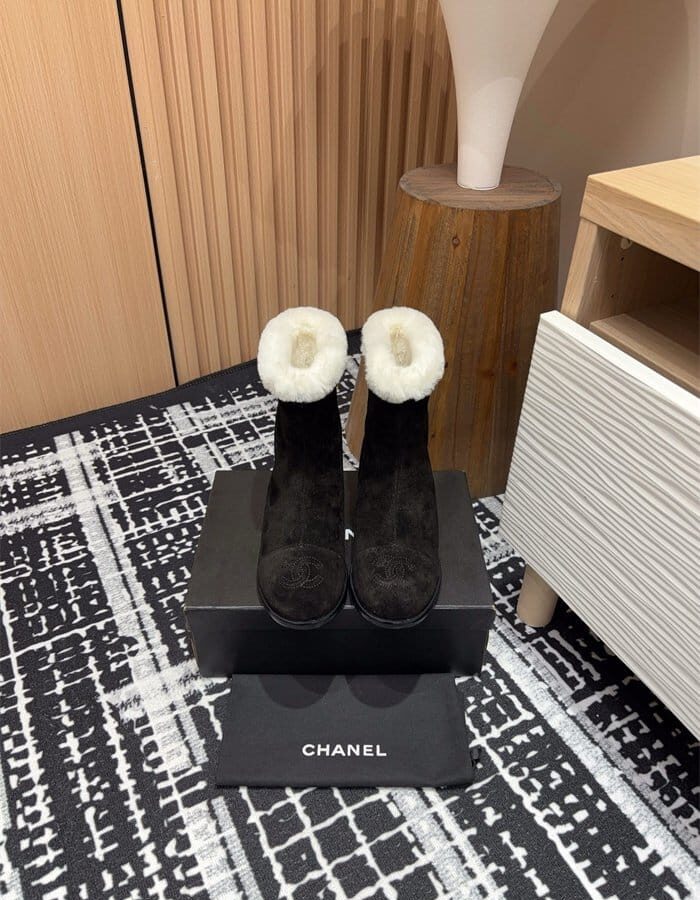 CHANEL 샤넬 여성용 스노우 부츠 C76857-1 2024/신상 2COLOR