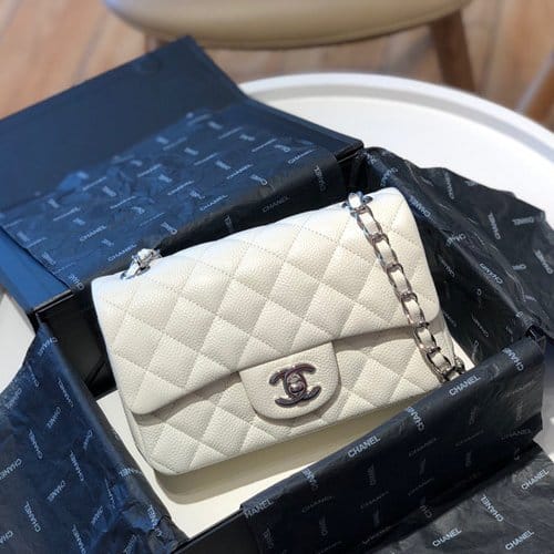 CHANEL 샤넬 클래식 플랩 미니백 A01116 (프랑스 수입가죽)