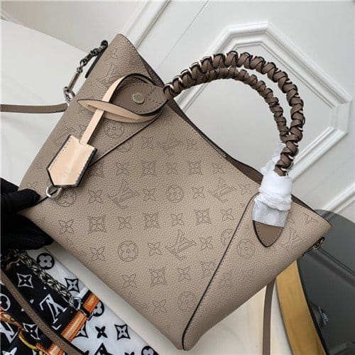 LOUIS VUITTON 루이비통 HINA M53938 신상