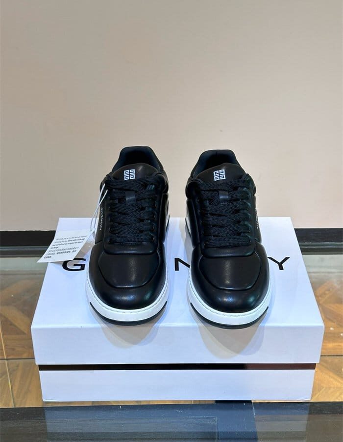 GIVENCHY 지방시 남성용 스니커즈 G87794-2 2024/신상 2COLOR