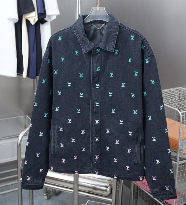 LOUIS VUITTON 루이비통 블라종 그라디언트 엠브로이더드 데님 자켓