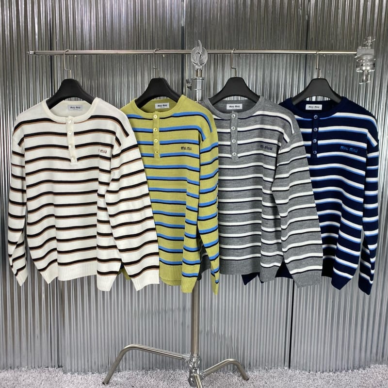 MIUMIU 미우미우 헨리넥 니트
