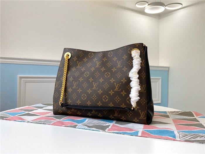 LOUIS VUITTON 루이비통 쉬렌 MM M43773 신상