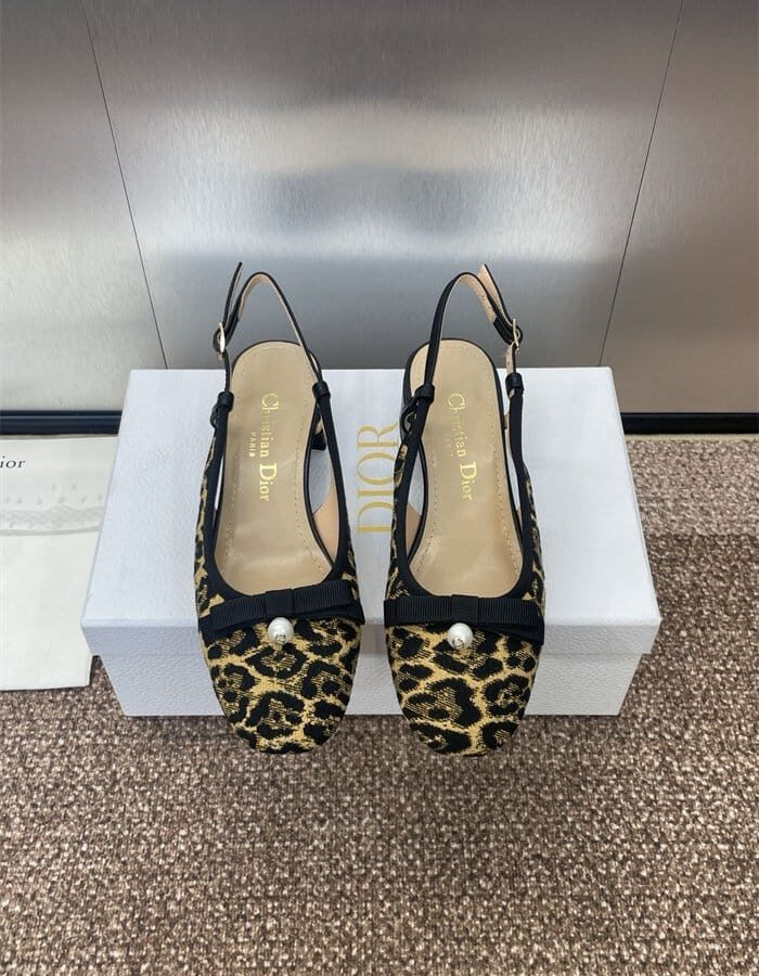 DIOR 디올 여성용 샌들 D35888 2024/신상