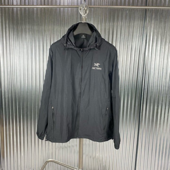 ARCTERYX 아크테릭스 초경량 바람막이