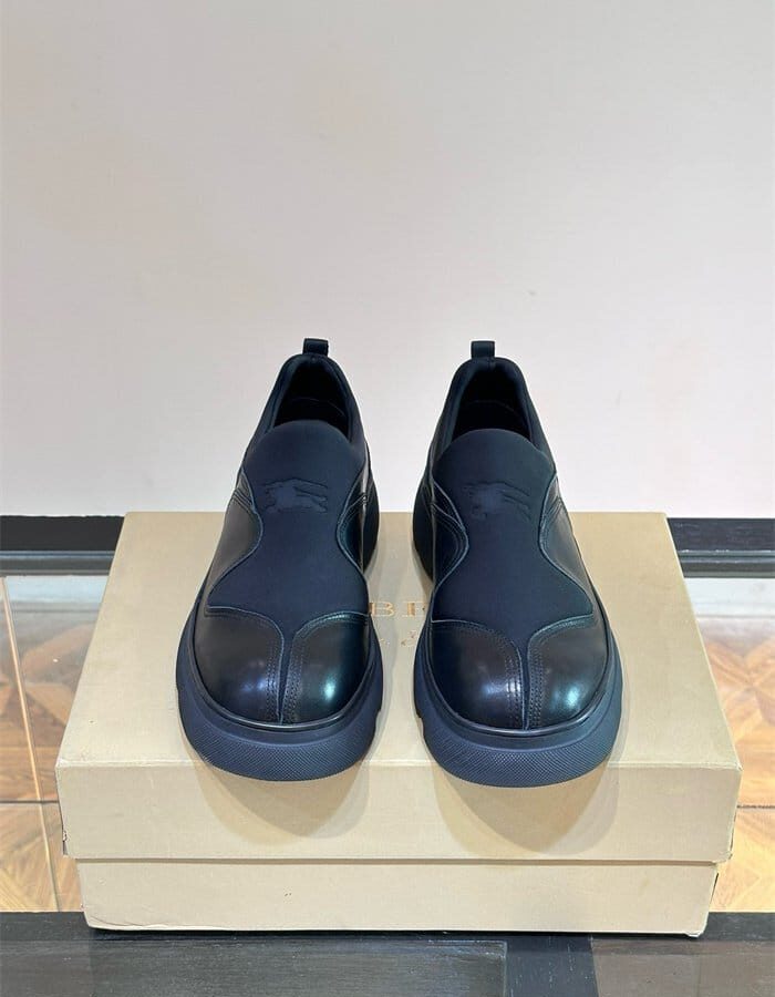 BURBERRY 버버리 남성용 로퍼 B78534-1 2024/신상 2COLOR