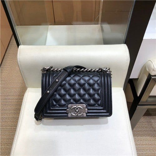 CHANEL 샤넬 미니 숄더백 A067085