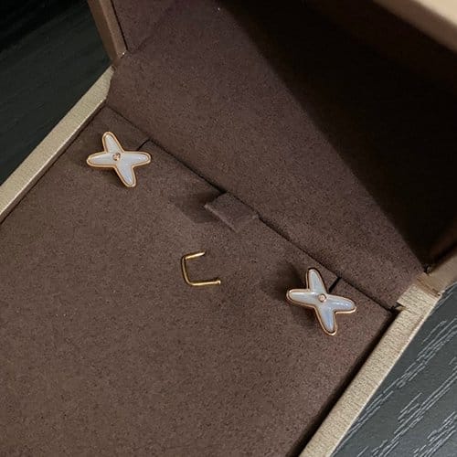 CHAUMET 쇼메 귀걸이 M6112 2020/신상 (정품과 비교가능한 퀄리티 )