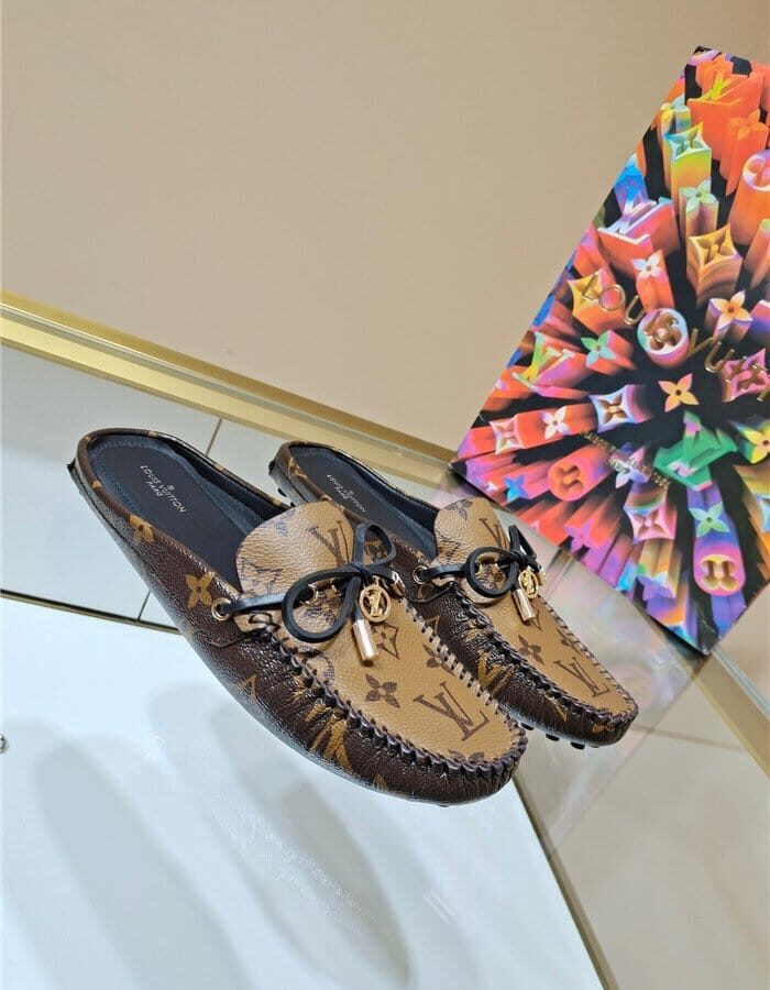 LOUIS VUITTON 루이비통 여성용 슬리퍼 L94444-2 2COLOR