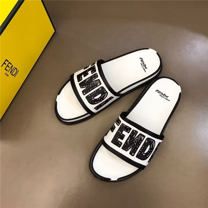 FENDI 펜디 남성용 슬리퍼 F74551