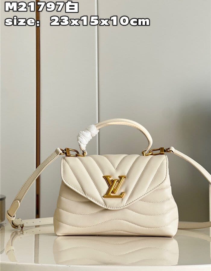 LOUIS VUITTON 루이비통 홀드 미 토트백 M21797