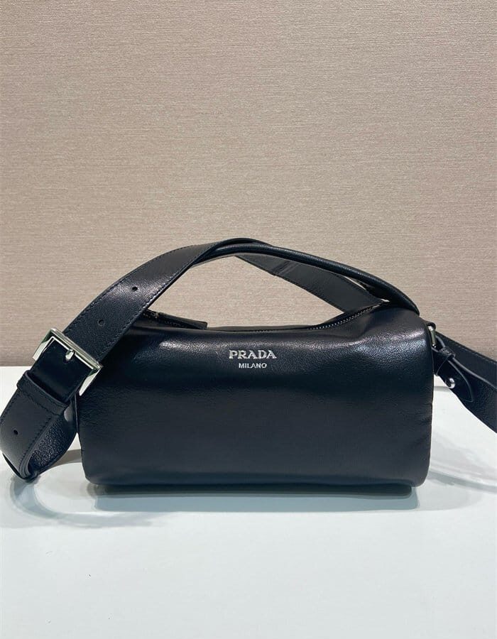 PRADA 프라다 나파 가죽 숄더백 2VH188