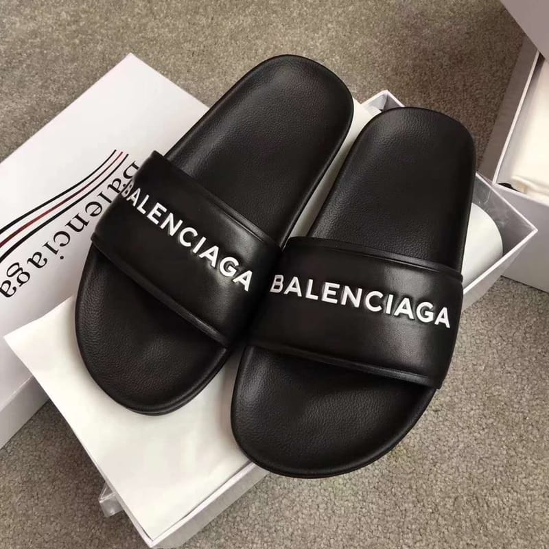 BALENCIAGA 발렌시아가 슬리퍼