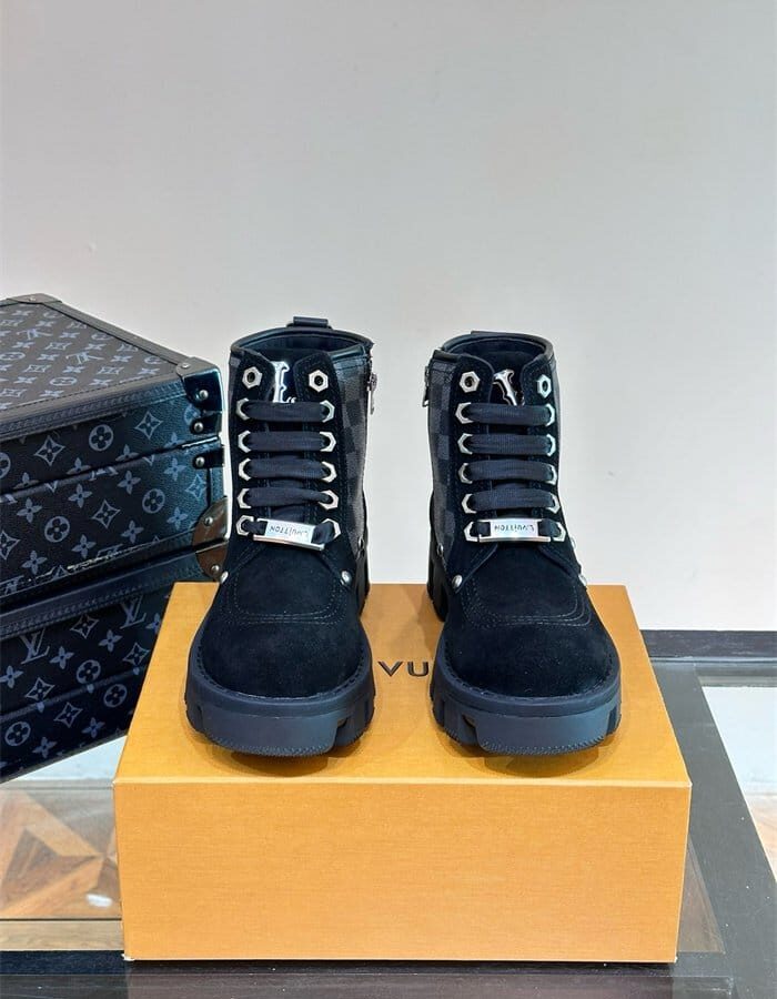 LOUIS VUITTON 루이비통 남성용 부츠 L63331-1 2024/신상