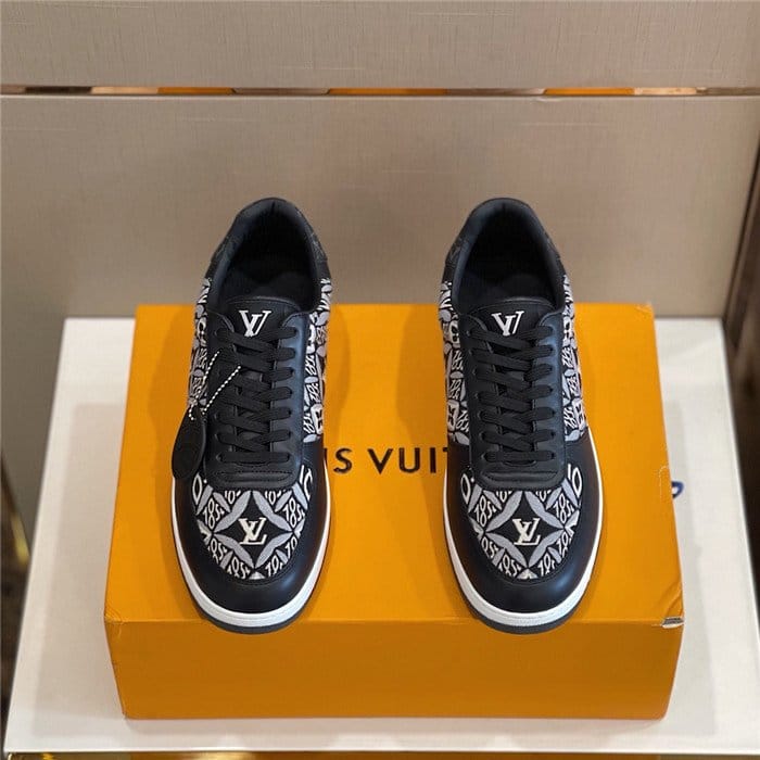 LOUIS VUITTON 루이비통 스니커즈 L32010-2 2COLOR