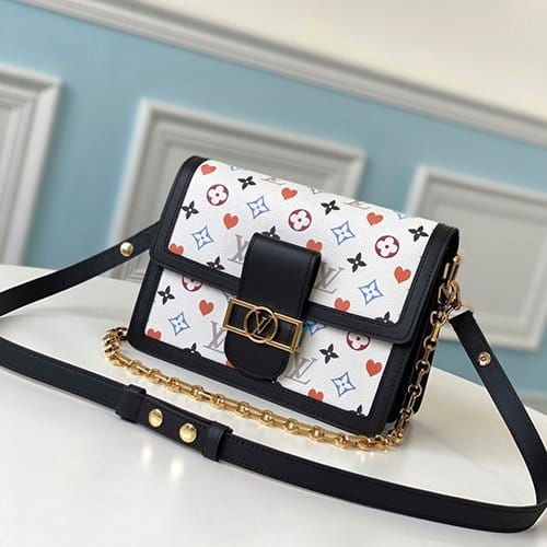 LOUIS VUITTON 루이비통 도핀 M44391