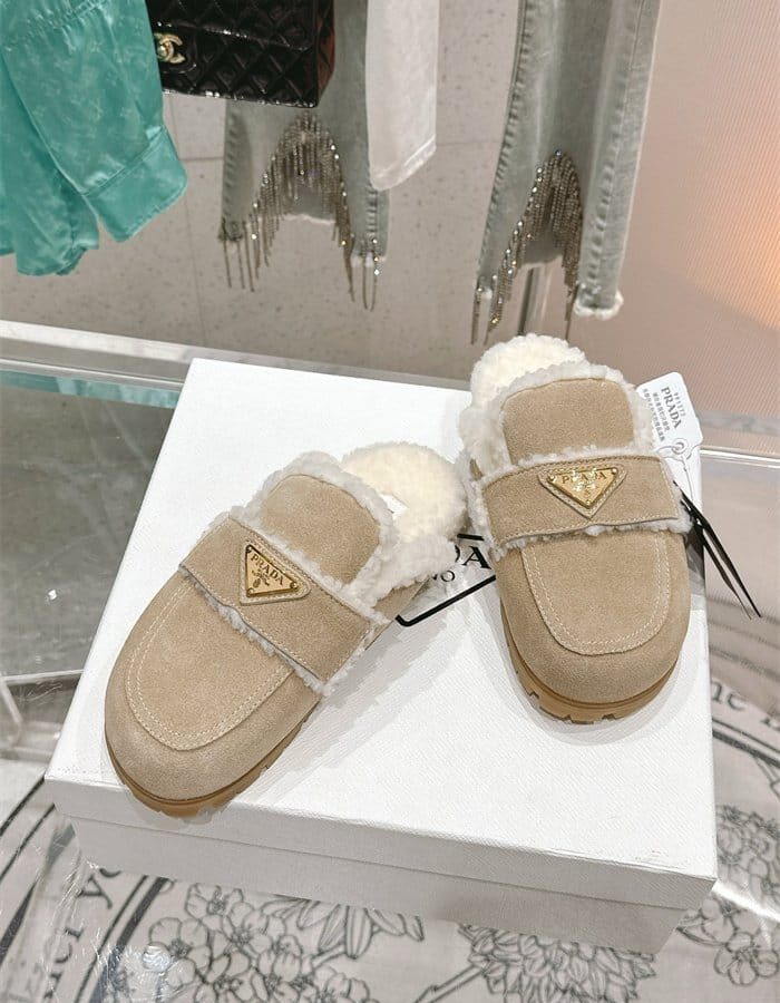 PRADA 프라다 여성용 슬리퍼 P66883-1 2024/신상