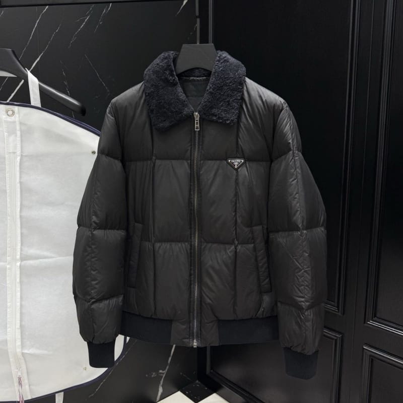 PRADA 프라다 시어링 다운 패딩 자켓