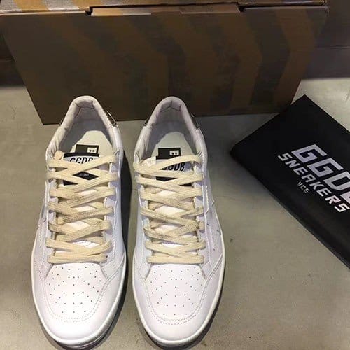 GOLDEN GOOSE 골든구스 스니커즈 남여공용 신발 GD10811-22