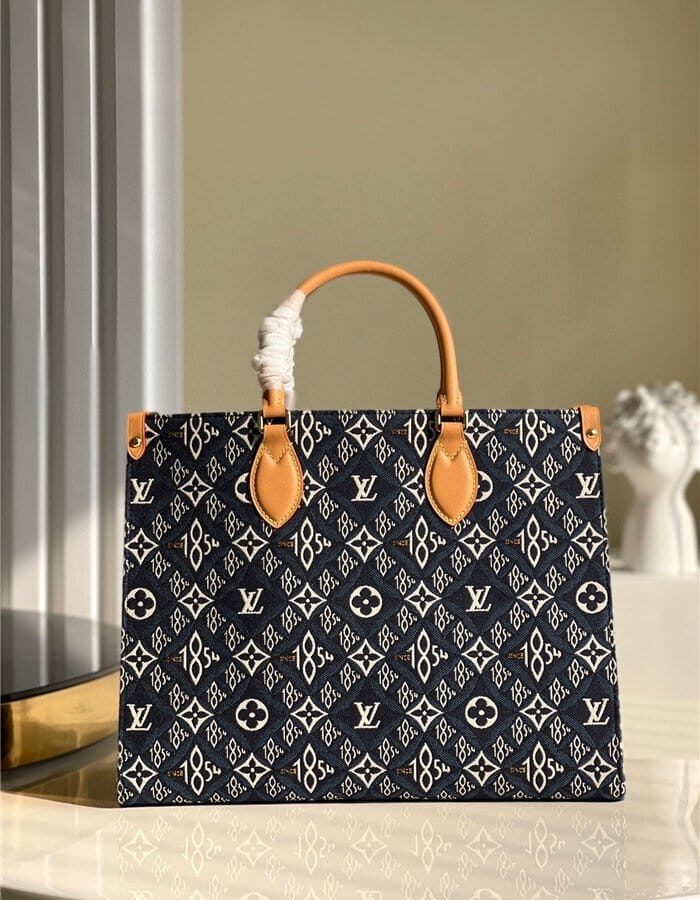 LOUIS VUITTON 루이비통 1854 자카드 온더고 미디엄 핸드백