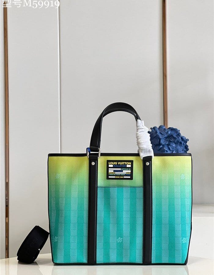 LOUIS VUITTON 루이비통 위켄드 토트 PM M59919