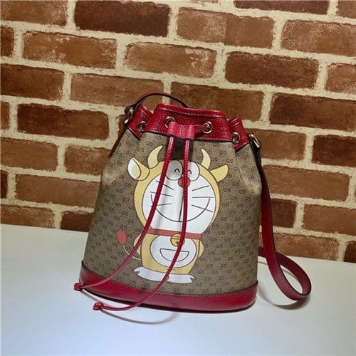 GUCCI 구찌 도라에몽 스몰 버킷백 655597 2021/신상