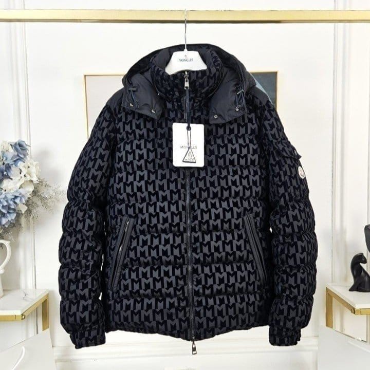 MONCLER 몽클레어 사부아 구스다운 리버시블 패딩