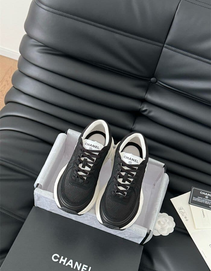 CHANEL 샤넬 여성용 스니커즈 C72496-1 2024/신상 2COLOR