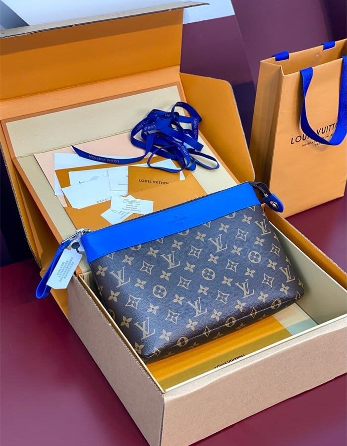 LOUIS VUITTON 루이비통 포쉐트 보야주 클러치백 M14057 2024/신상 2COLOR