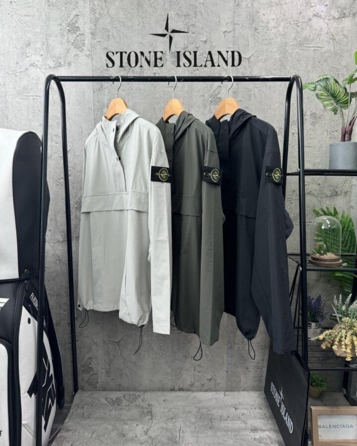 STONE ISLAND 스톤아일랜드 윈드 아노락후드
